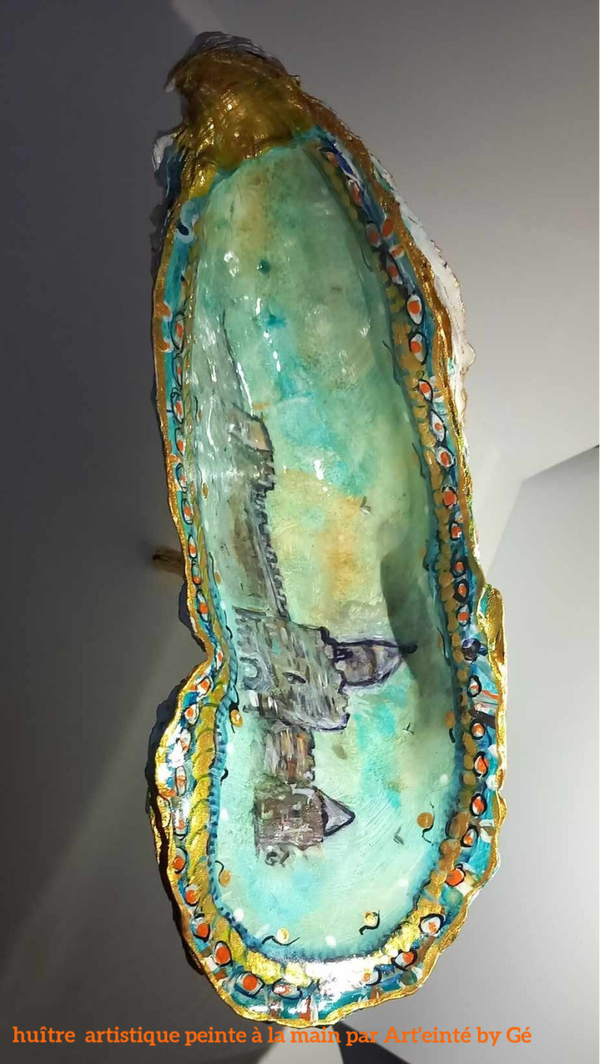 Grande coquille d’huître peinte – Les Remparts d’Aigues-Mortes | Art’einté by Gé