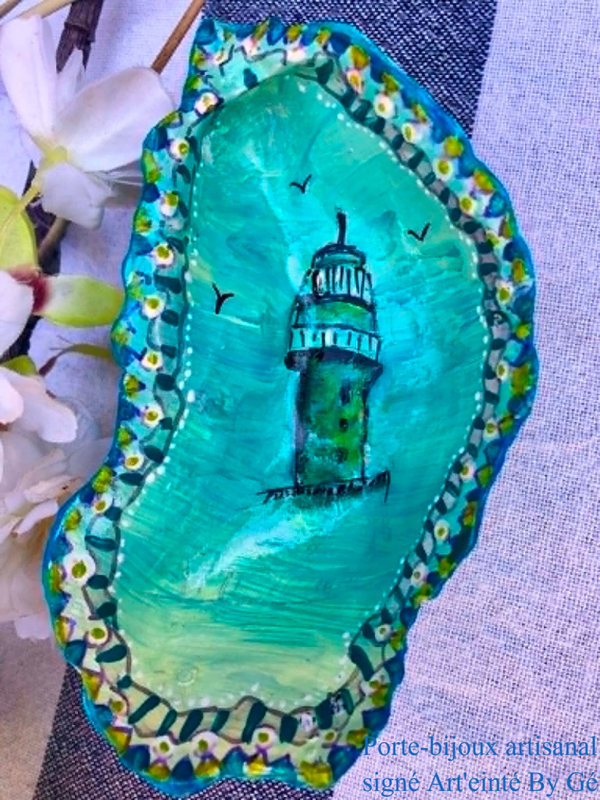 Porte-bijoux - Coquille décorative « Phare turquoise » – Art marin fait main
