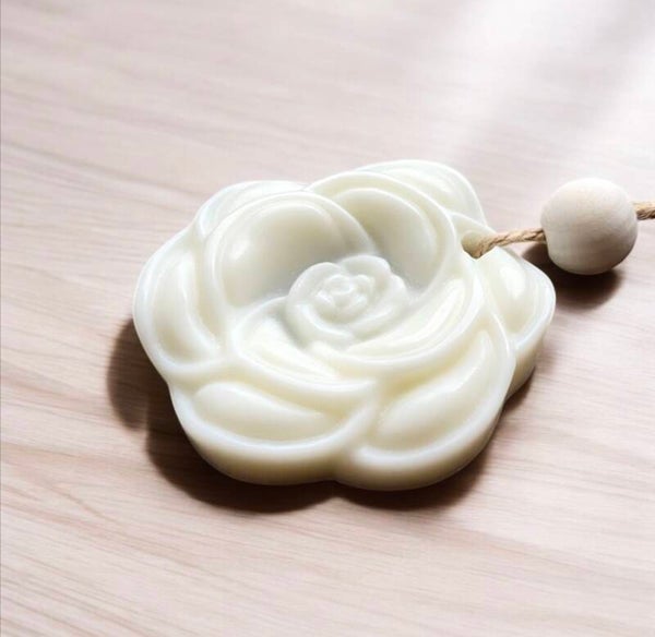 Suspension d’armoire fleurs