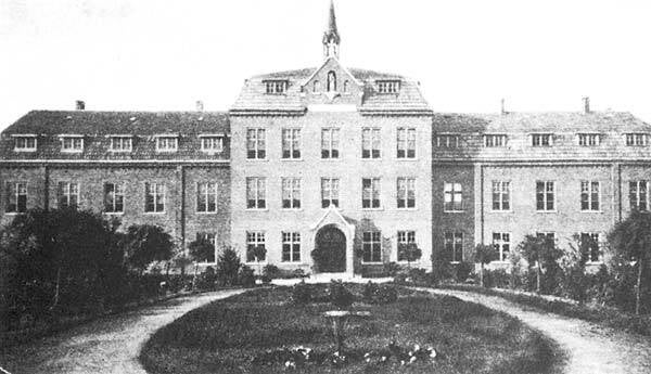 BSK0092 - Het Missiehuis St. Antonius in een nieuw gebouw, 1912.