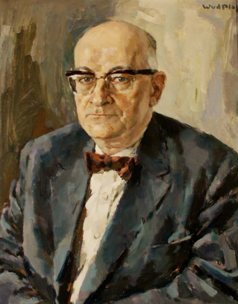 Eerste voorzitter na naamswijziging naar Stichting Natuurpark de Efteling, burgemeester Reinier van der Heijden.