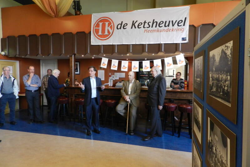 tentoonstelling-korthout-2013-foto-38-standard-bassj1.jpg