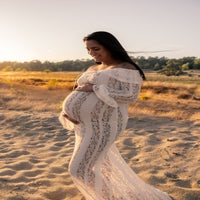 zwangerschapsshoot - warme en spontane zwangerschapsshoot op buiten locatie met fotograaf in kaatsheuvel, waalwijk, tilburg, loon op zand 