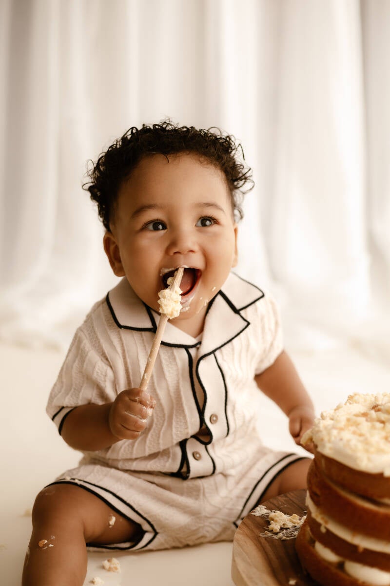 selena-cake-smash-studio-kaatsheuvel-21-standard.jpg