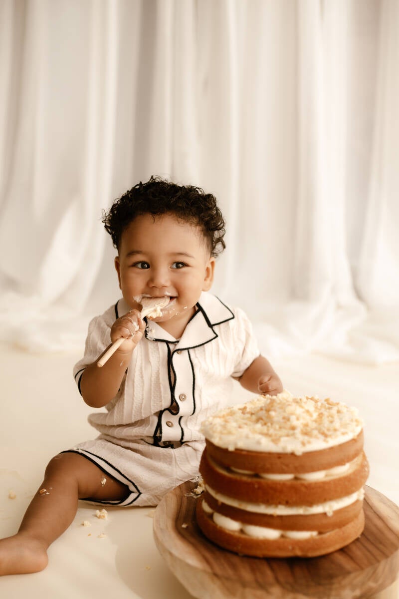 selena-cake-smash-studio-kaatsheuvel-29-standard.jpg
