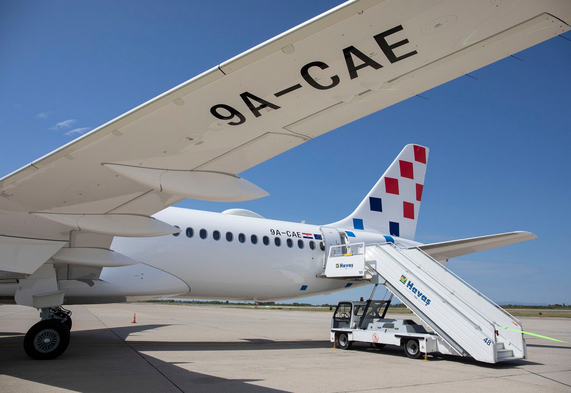 Privatni taxi transferi od Zračne luke Zadar i Split do Biograda na Moru - Jakovina Travel.