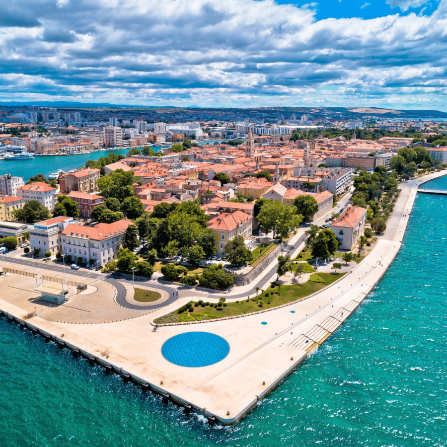 Your premium transport logistics partner for the entire Biograd na Moru and Zadar region. Connecting airports, marinas, and top destinations seamlessly.