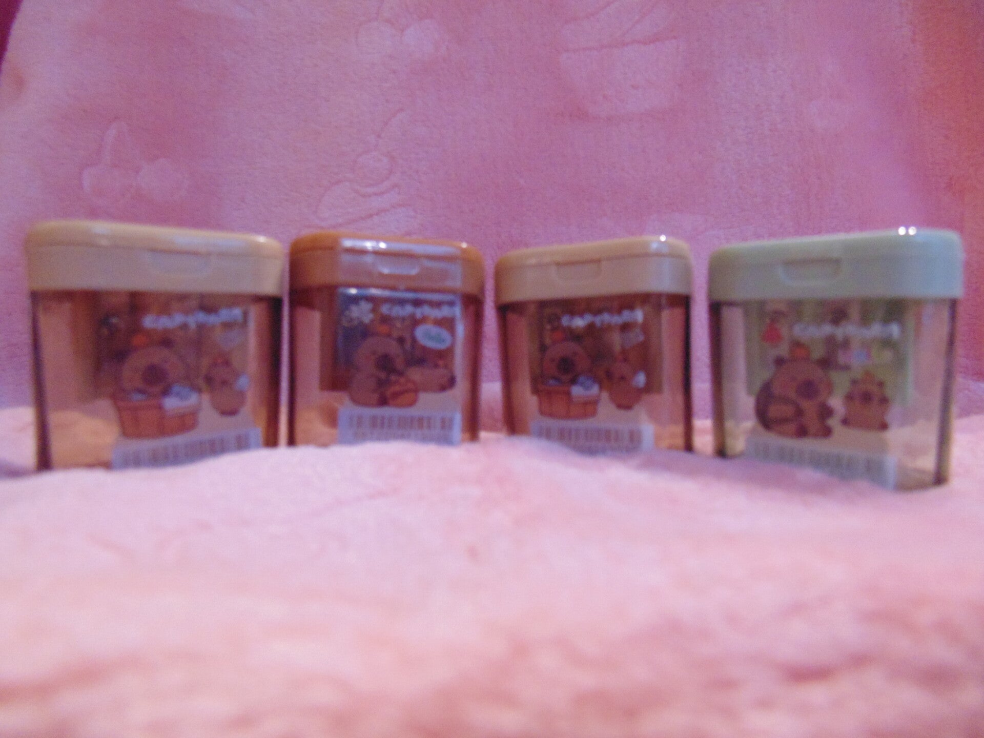 Taille crayon à double trou avec design de capybara