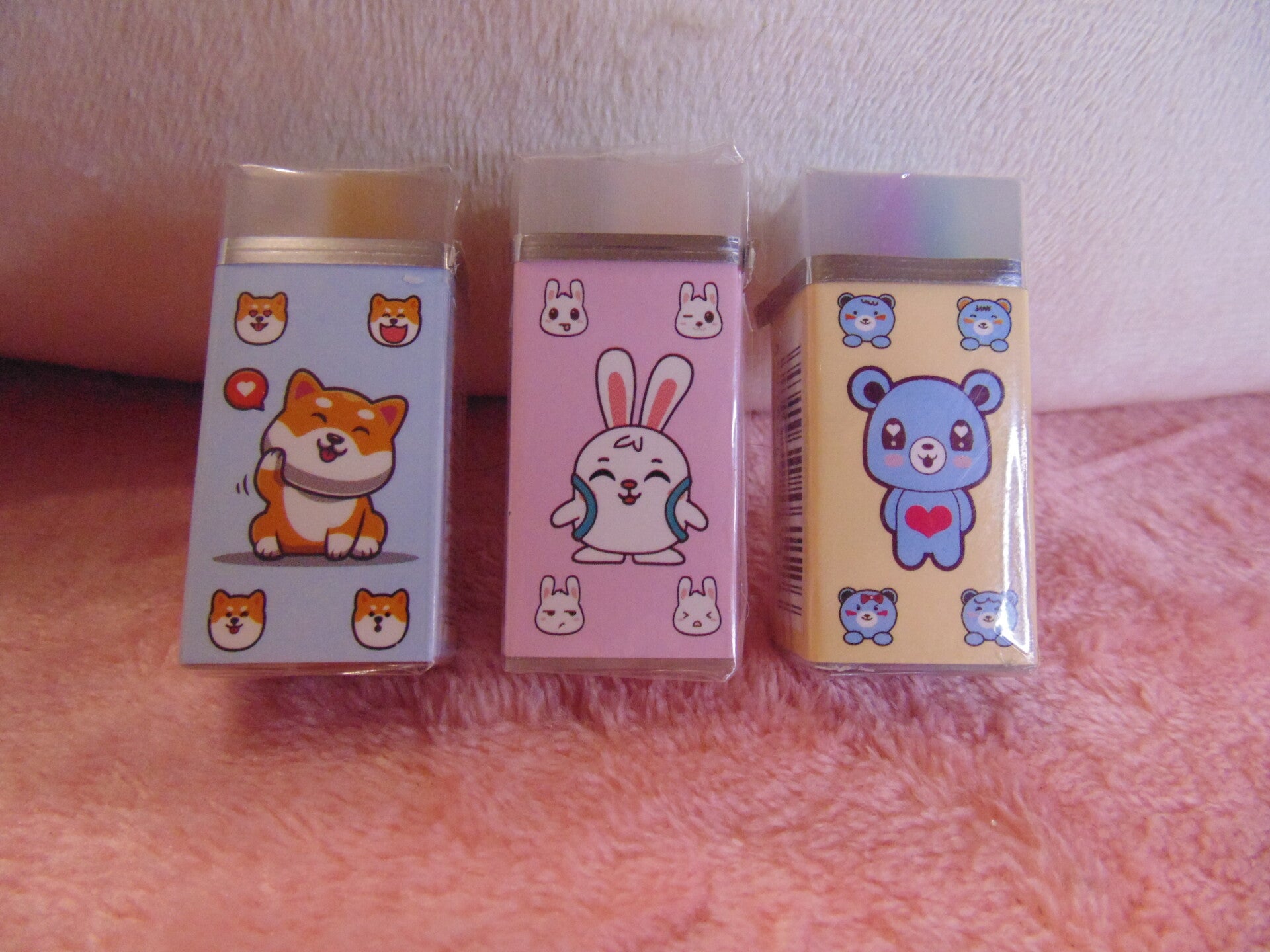 Petites gommes en forme d'animaux adorables