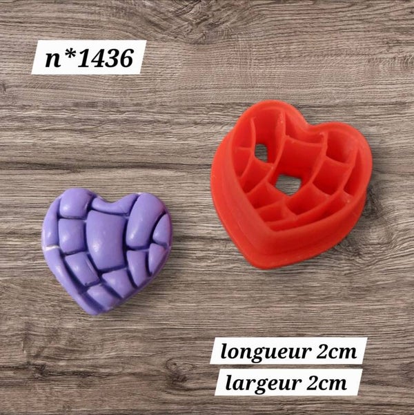 Emporte pièce , cutter clay