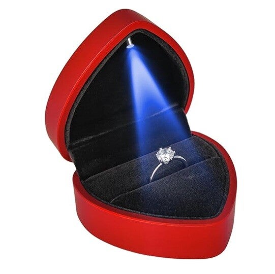 Ringdoosje om ringen elegant te presenteren. Bijv. voor een huwelijksaanzoek of bruiloft.