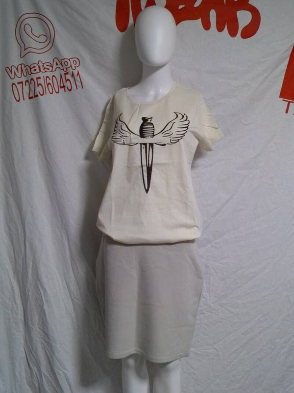 Frauen T-Shirt Dolch 3