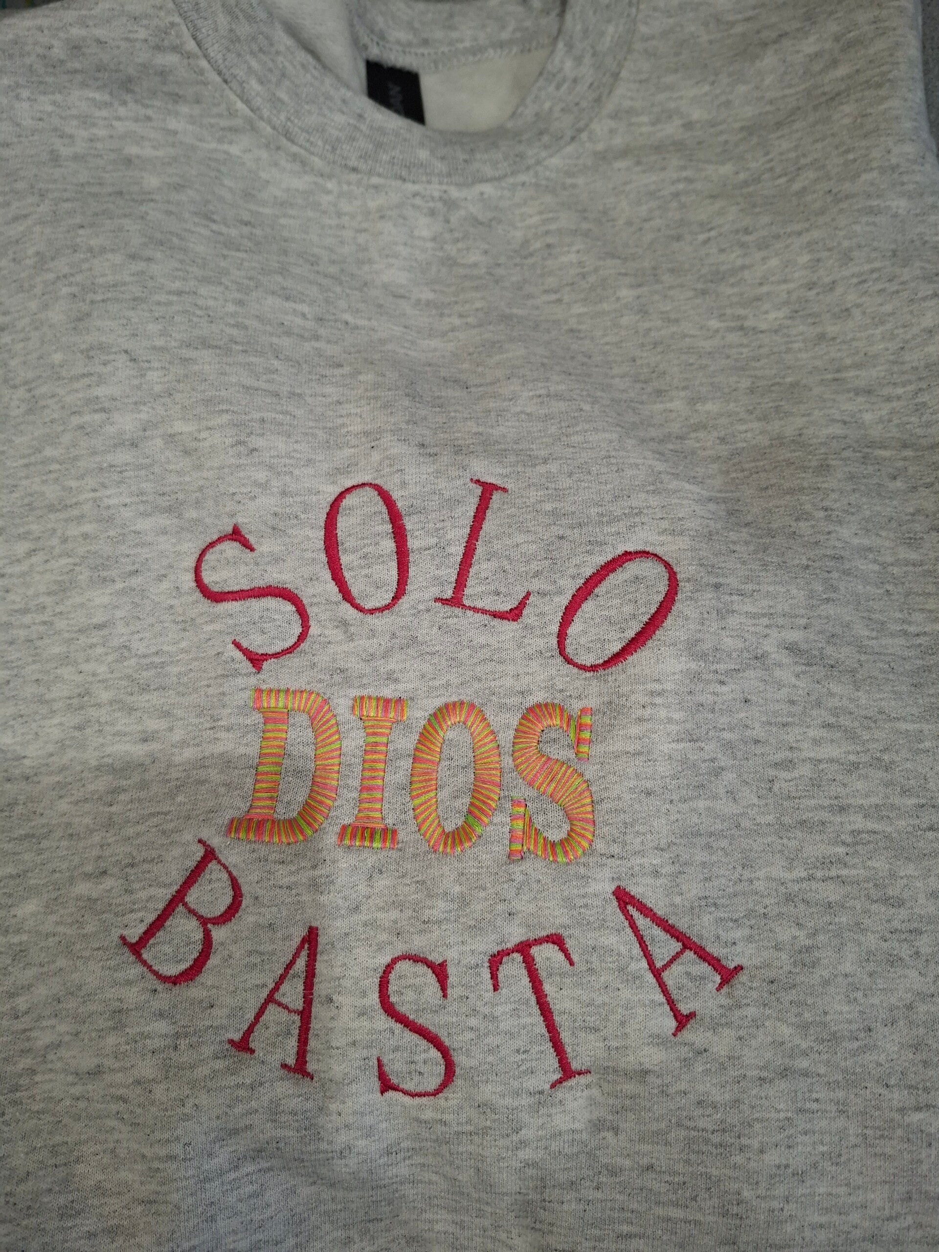 Sweats sans capuche et sans tirette - Solo dios basta