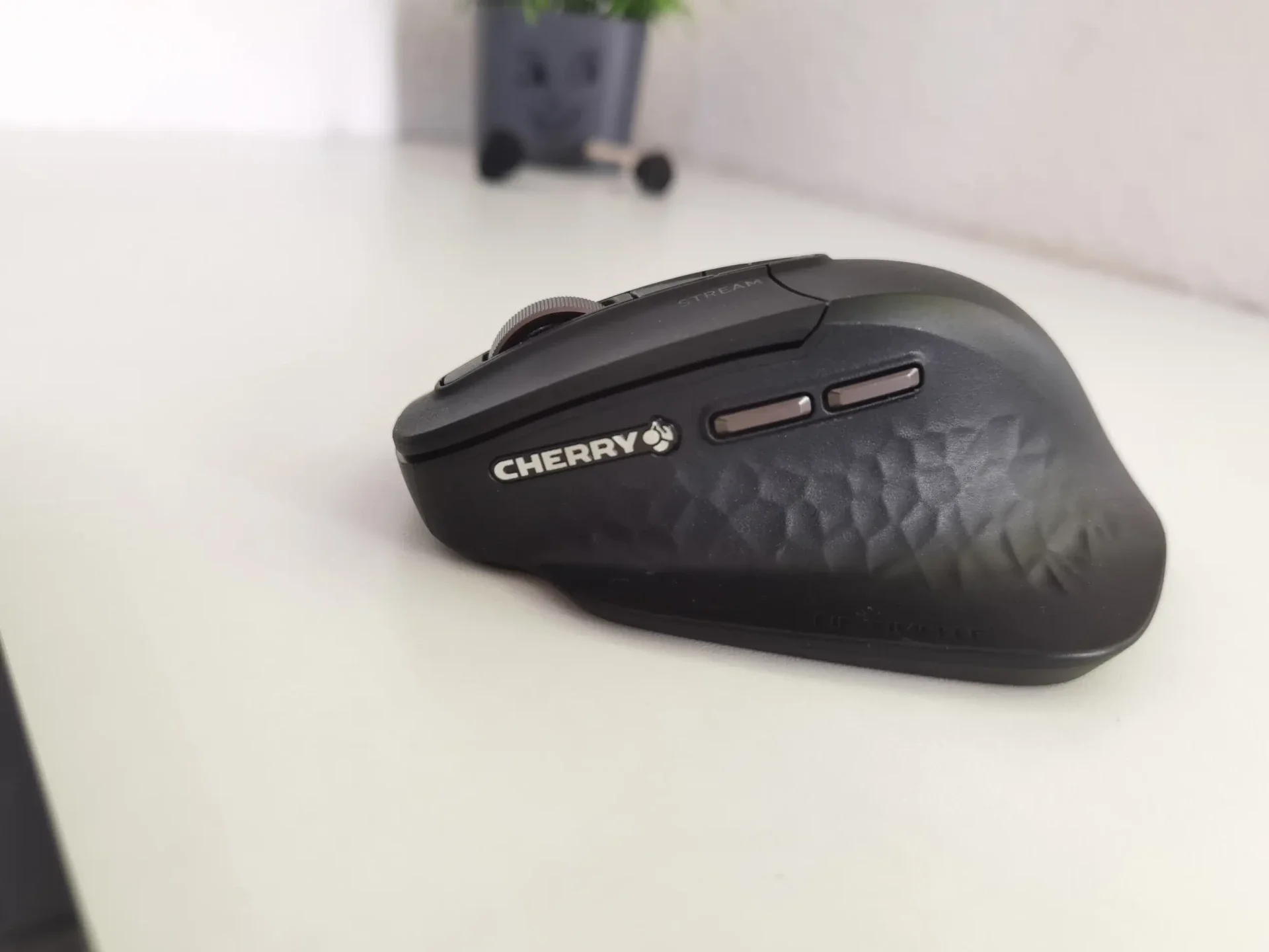 CHERRY STREAM MOUSE ULTIMATE im Praxistest am Homeoffice-Arbeitsplatz