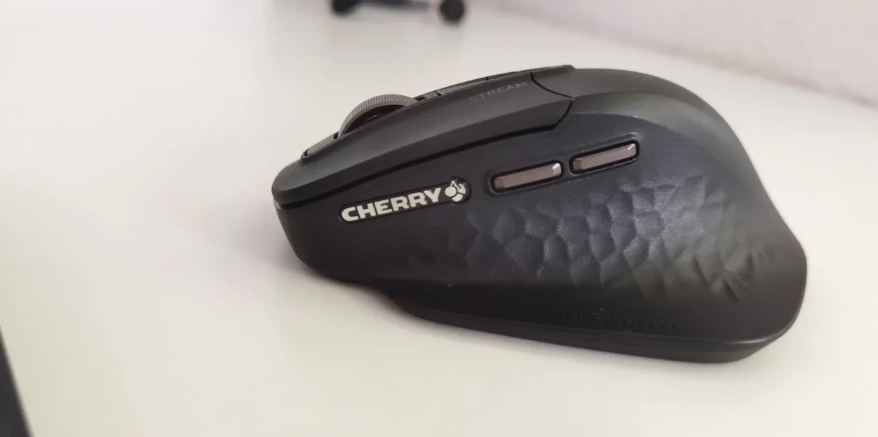 CHERRY STREAM MOUSE ULTIMATE im Praxistest am Homeoffice-Arbeitsplatz