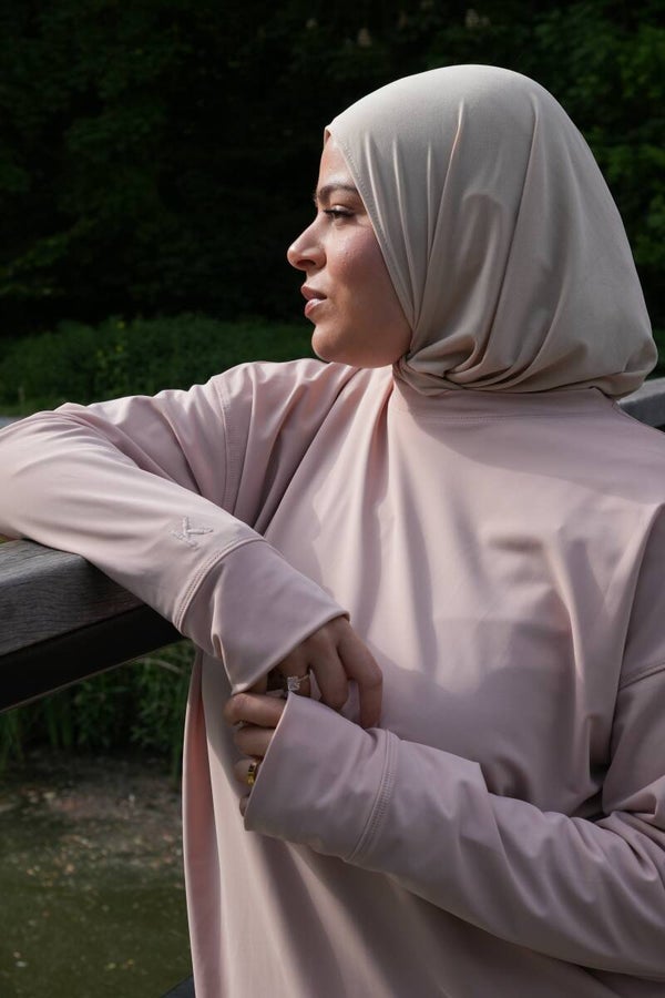 Short oversized training shirt powder rose