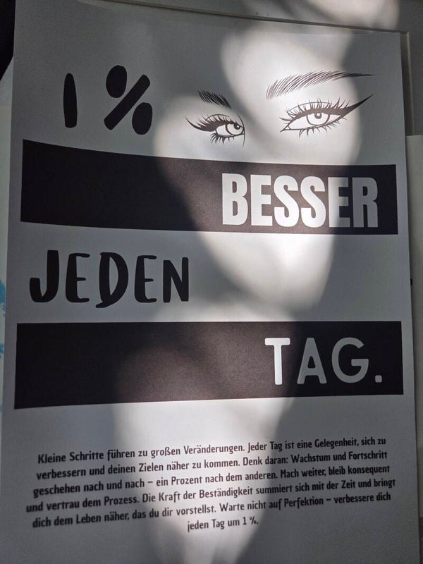 1 % besser jeden Tag! Motivationsposter Fitness Büro Business Persönlichkeitsentwicklung Poster A4 | Geburtstagsgeschenk | Wandbild für Home Office & Wohnräume modern & feminin | Schnelle Druckvorlage Sofort-Download png-Datei