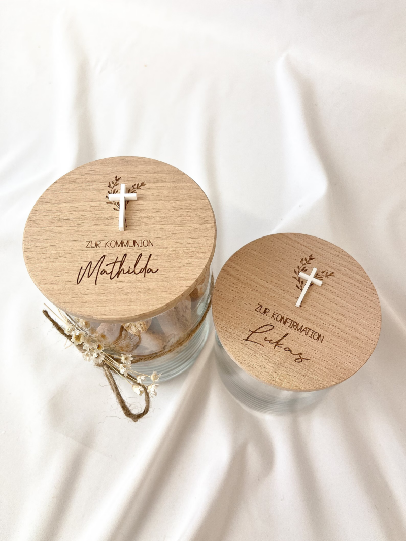 Personalisiertes Vorratsglas Kommunion Konfirmation Firmung Taufe | Geldgeschenk | Mädchen | Junge | Geschenkidee Kinder | Kleinigkeit Suchst du nach einem individuellen Geschenk für einen besonderen Anlass wie die Taufe, Kommunion, Firmung oder Konfirmat
