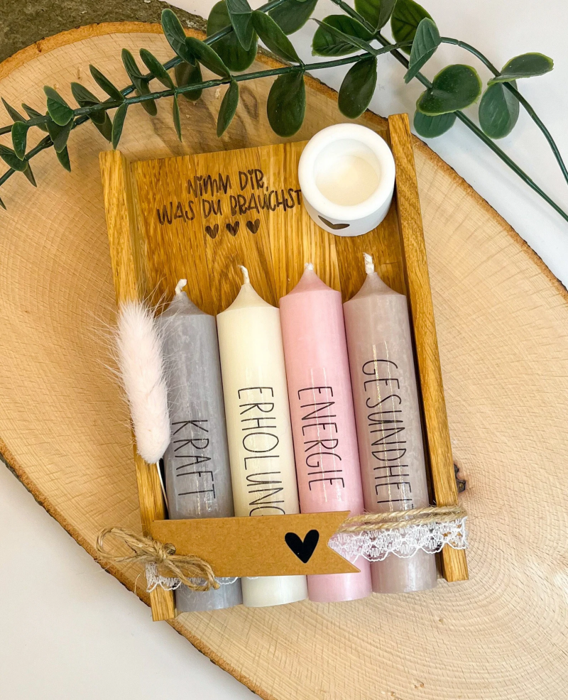 Nimm dir was du brauchst Kerzen/Geschenkset/Kerzenset/Mutmacher/ Aufmerksamkeit bei Krankheit/Geschenk ,Farben und Wörter aus Liste wählbar Bei diesem Set könnt ihr aus Kerzenfarben und Wörtern, die weiter unten in der Beschreibung stehen, auswählen. Fert