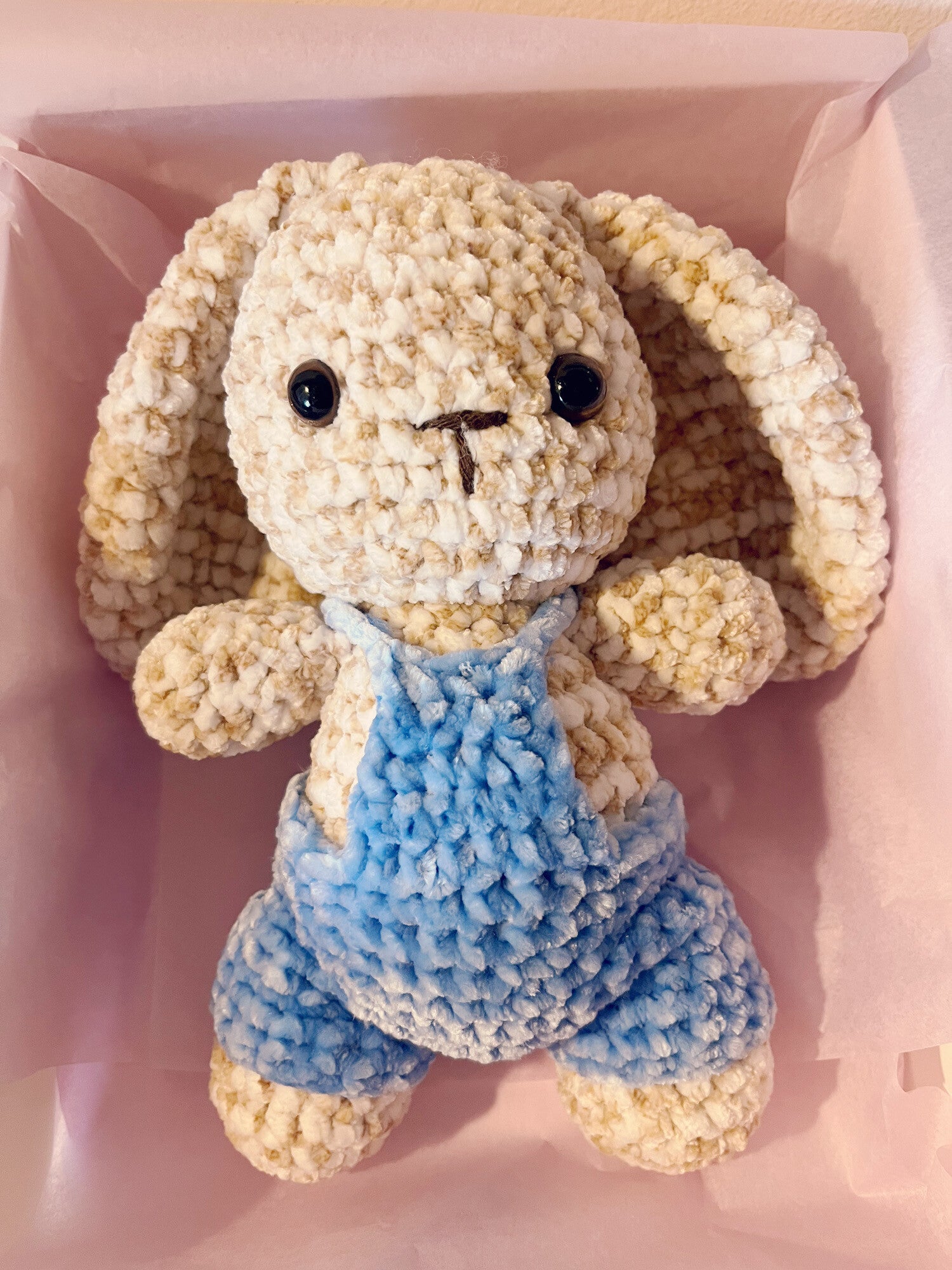 Conejo mediano con peto