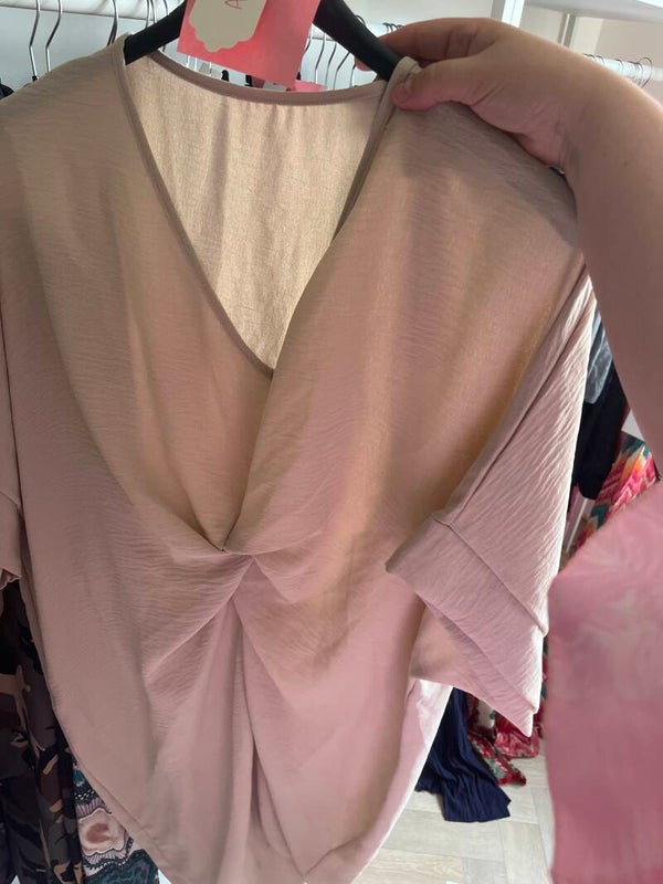Anoushka kleding