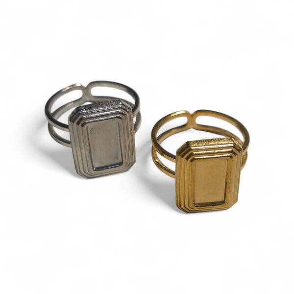 Keepring, vulbaar met as, moedermelk of haar, edelstaal.