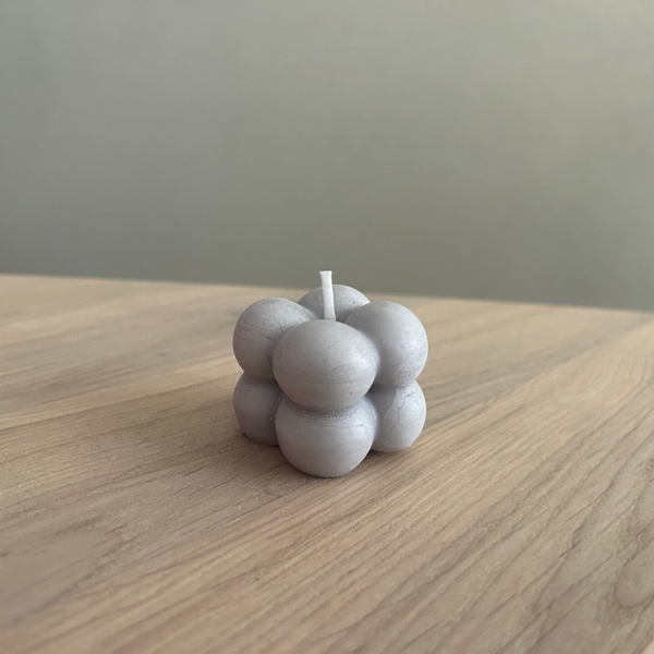 Kaars Liv lichtgrijs