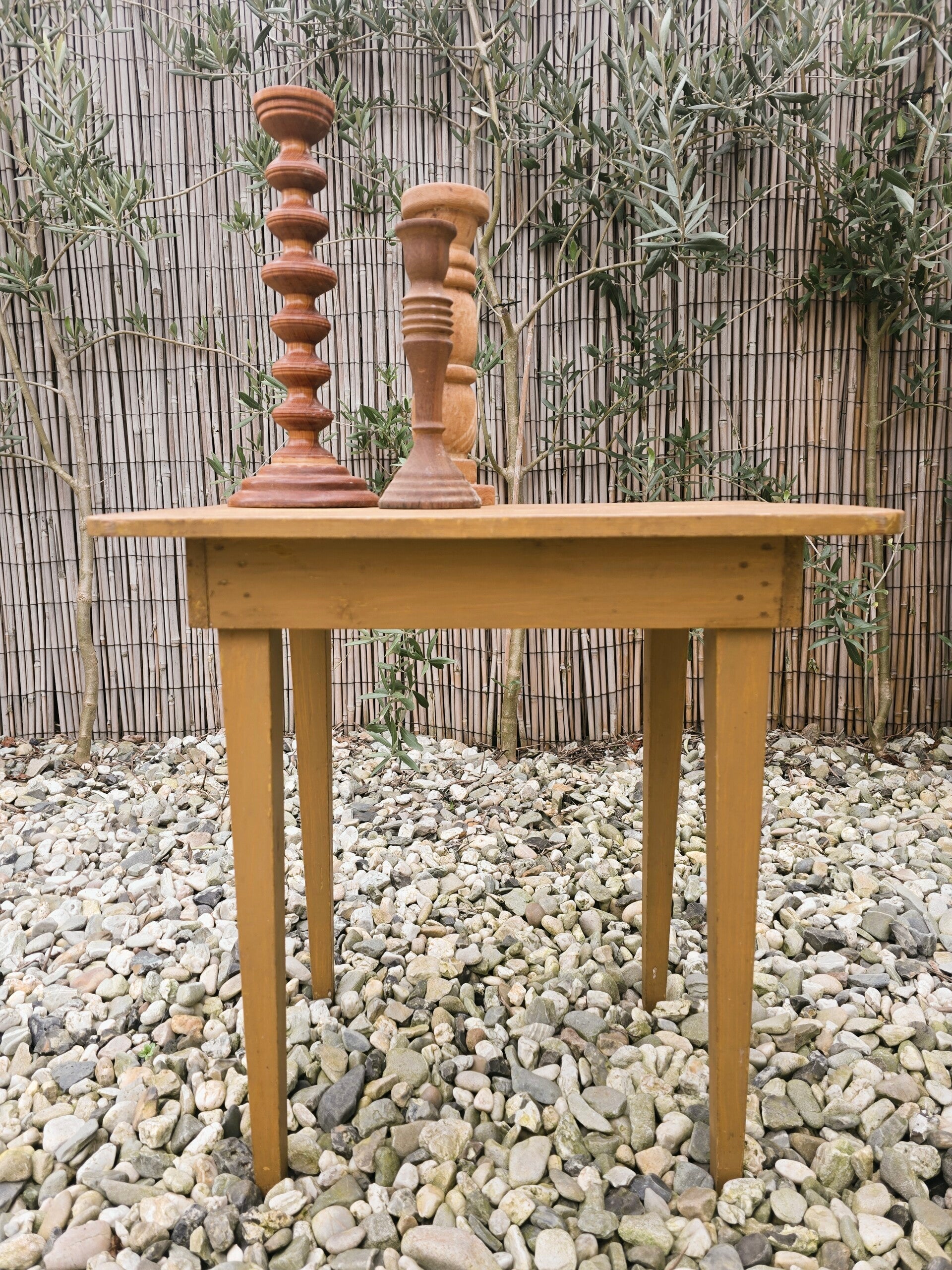 Houten tafeltje