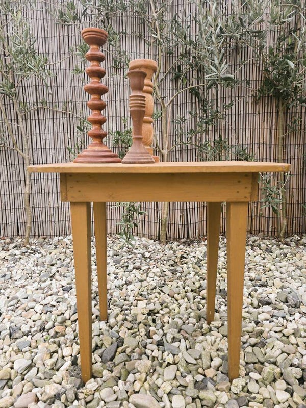 Houten tafeltje