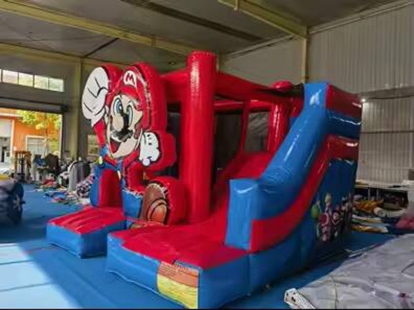 Super Mario Hüpfburg (ab 01.10.2026)