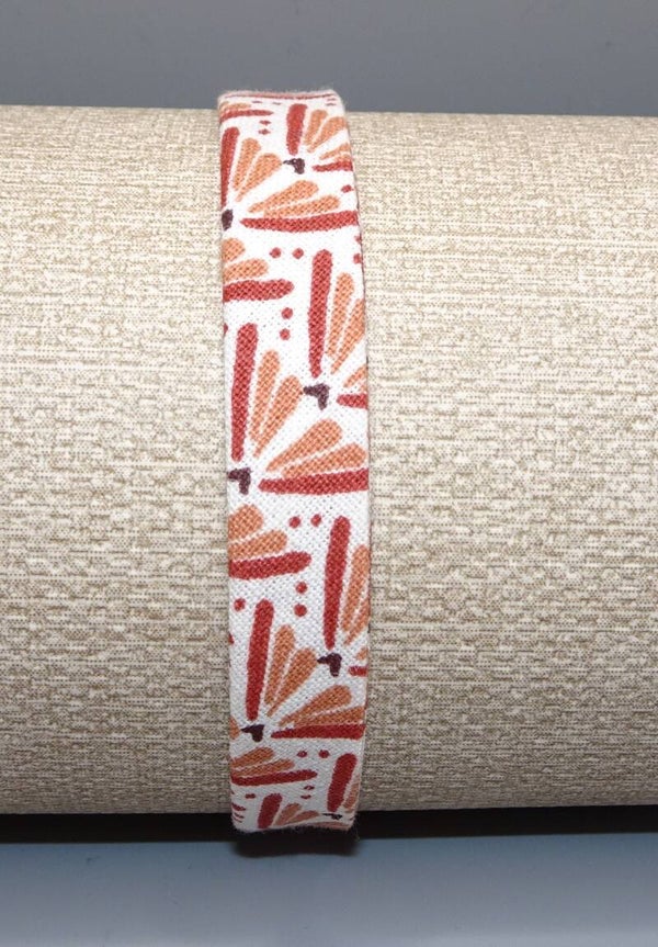 Bracelet Banyak doré - TEXTE + STOCK + PRIX + SEO