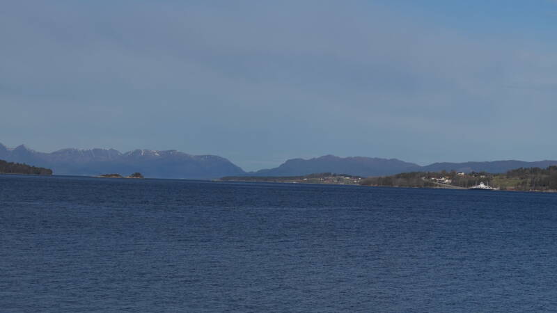 dsc07875-standard-e2azbr.jpg