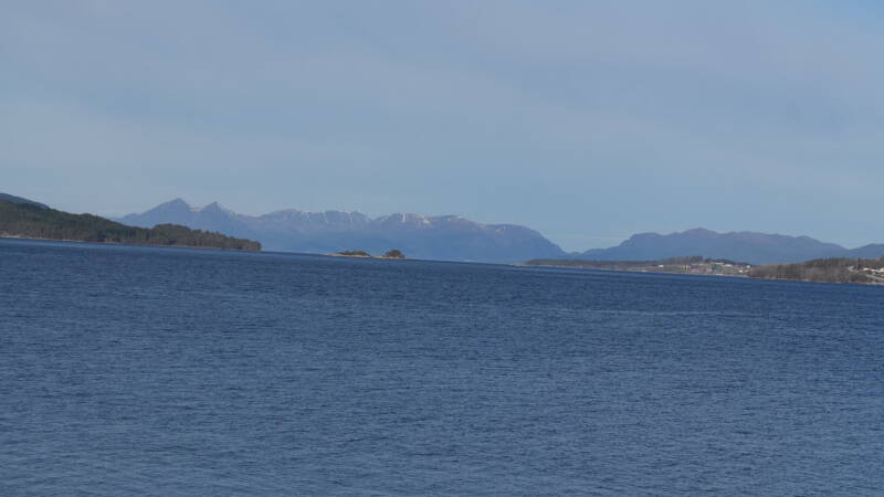 dsc07876-standard.jpg