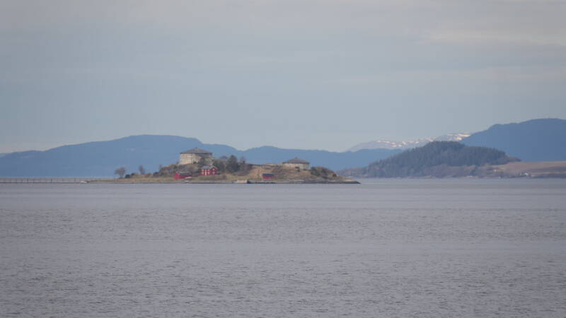 dsc07973-standard.jpg