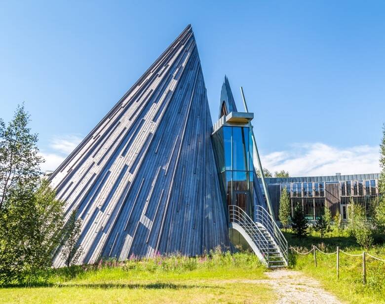 gorgeous-sami-parliament-norway-standard-z2j8i8.jpg
