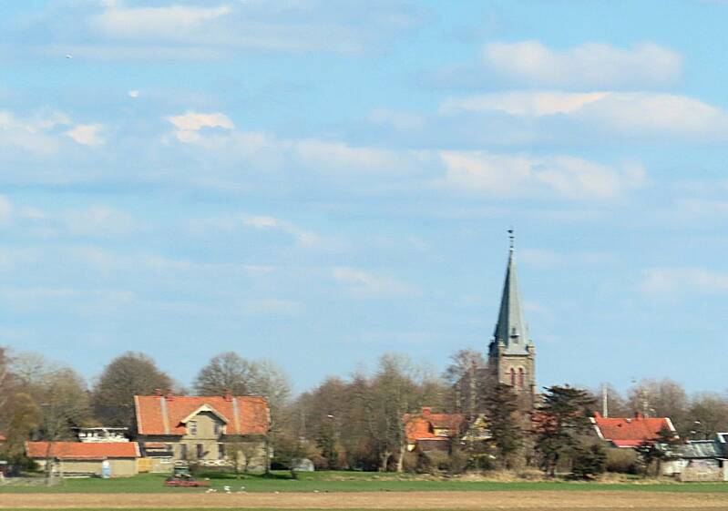 img_2003-standard.jpg