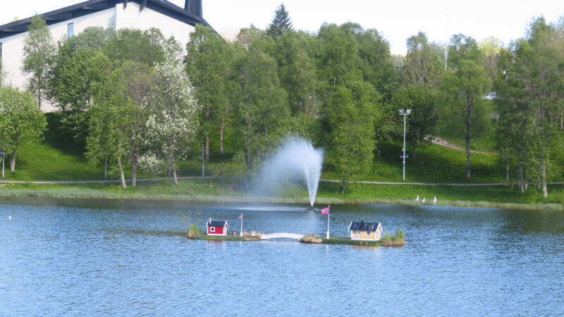 img_4933-standard-77fsc0.jpg