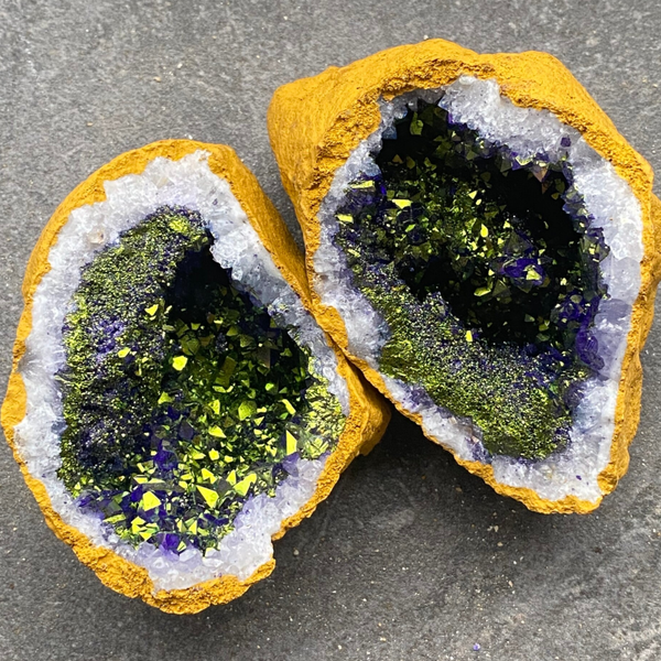 Gekleurde kwarts geode groen #4