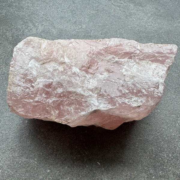 Roze kwarts ruw 2,3+ kg