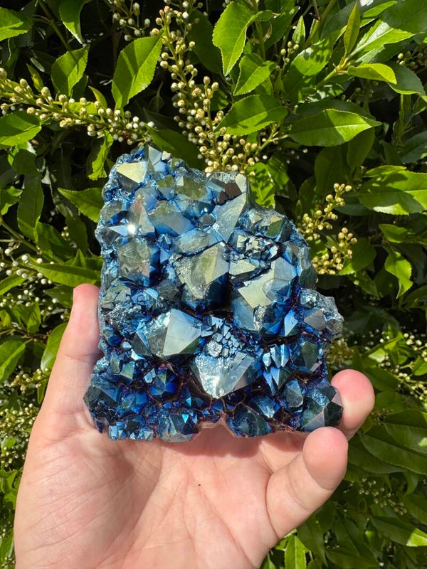 Blauwe titanium kwarts cluster