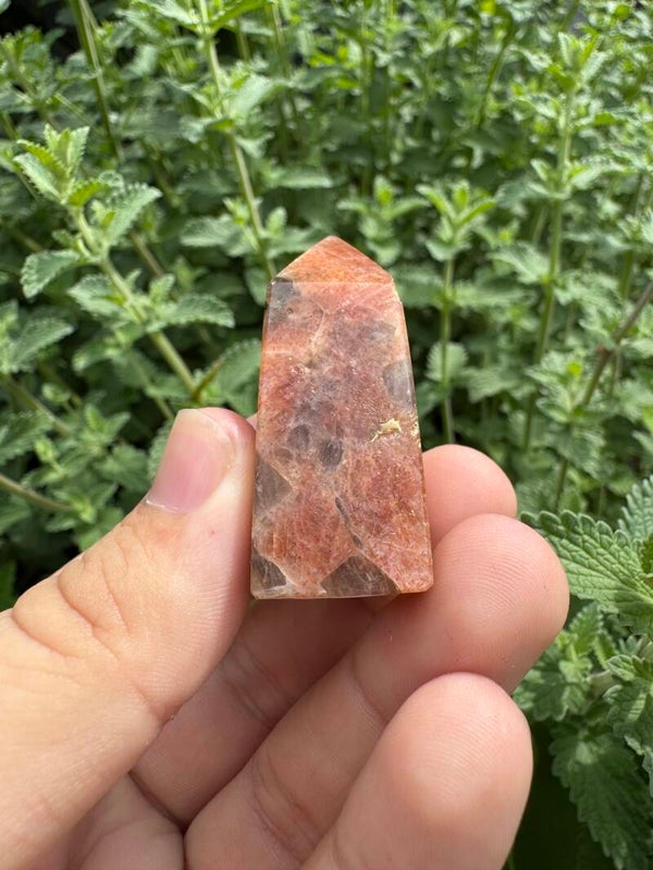 Golden sunstone obelisk #3
