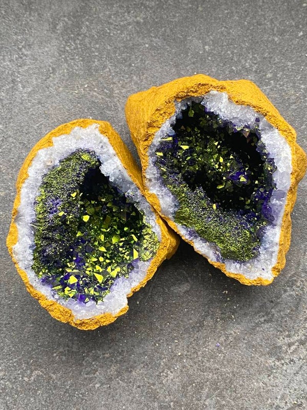 Gekleurde kwarts geode groen #4