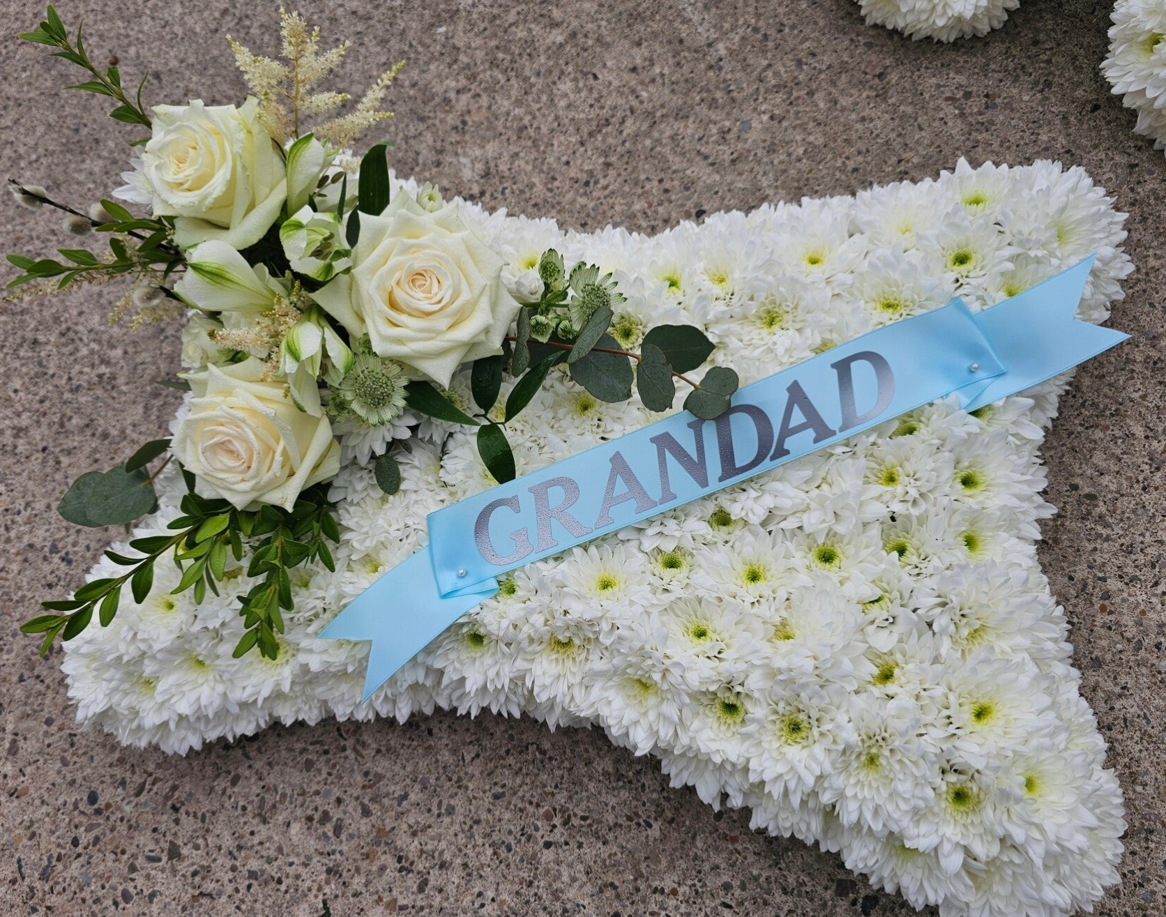 Funeral sympathy flowers market drayton
