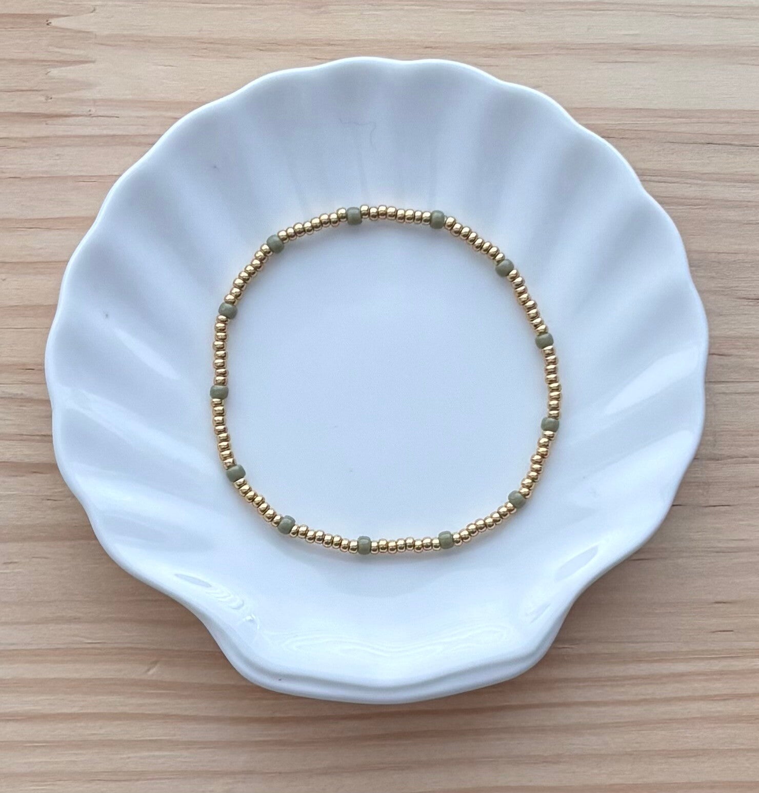 Armband Gold Green Dots