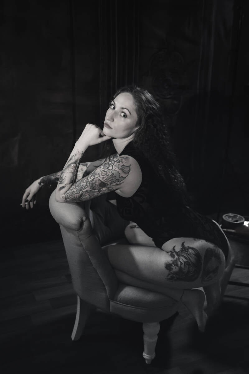 Sanfte Beleuchtung trifft auf verführerischen Boudoirstil
