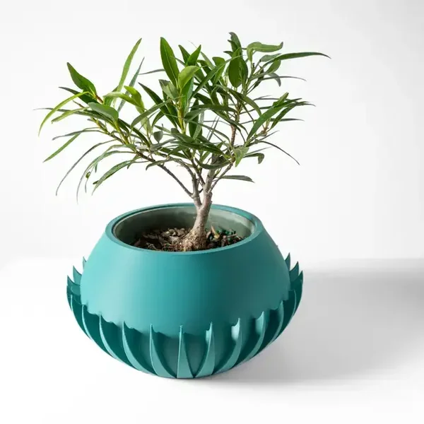 Elegant Eco-Friendly Indoor Planter