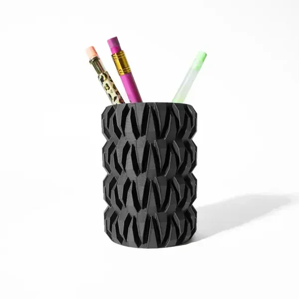Vibrant 3D-Printed Pen &amp; Pencil Holder
