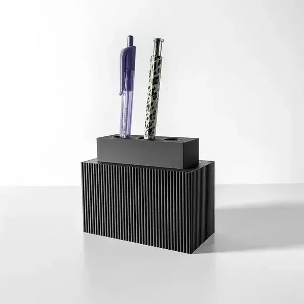 Customizable 3D Printed Pen &amp; Pencil Holder