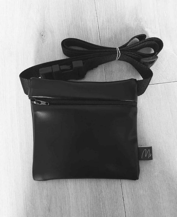 Showbag - Black Standard