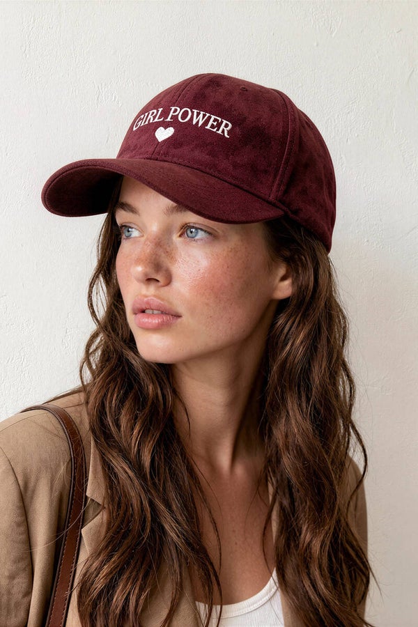 PET BORDEAUX GIRL POWER